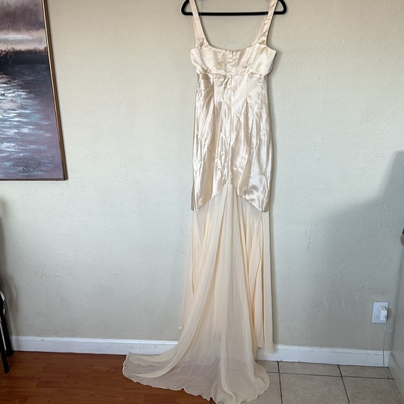 HOUSE‎ OF CB 'Vittoria' Champagne Chiffon Floor Length Gown NWOT size M $399 - Picture 9 of 12